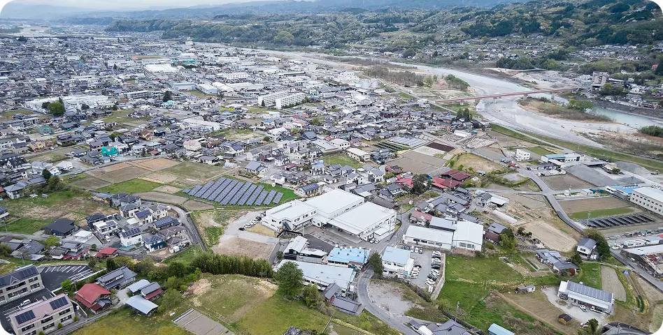 飯田工場を上空から撮った写真
