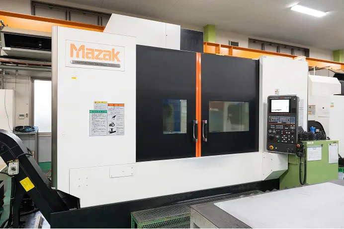 マシニングセンタVCN700D-2