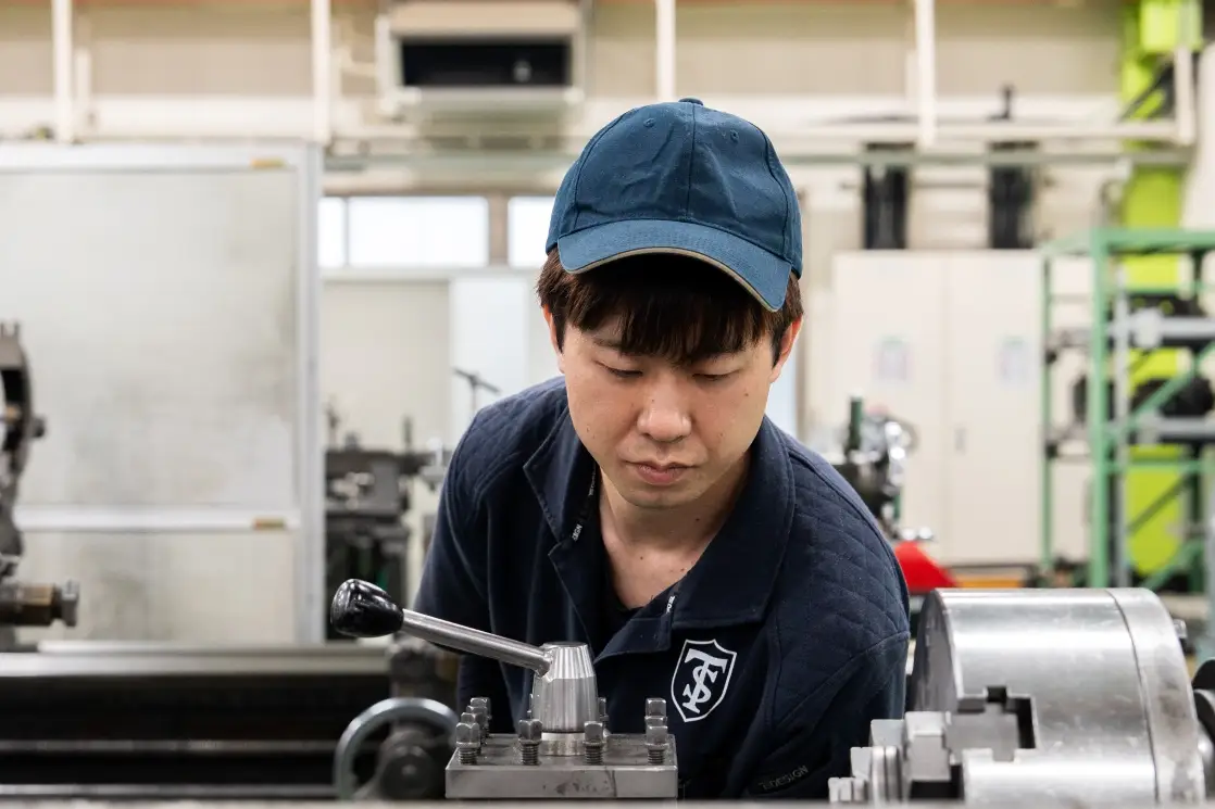 Kさんが作業している様子