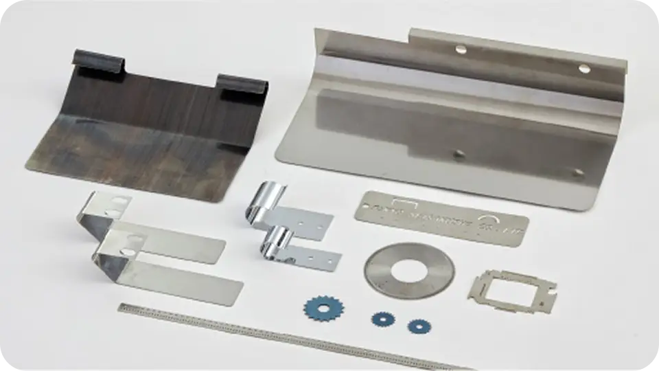 押さえプレート（精密板金加工）